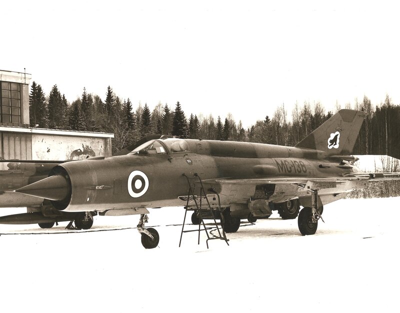 Mig-21 Fighter Jet — Black