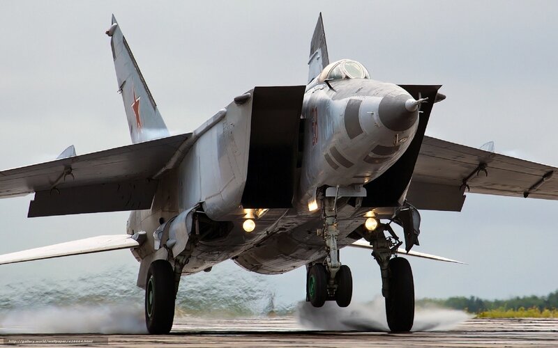 MiG-25 on runway