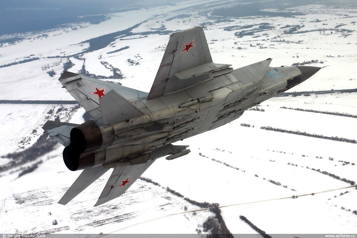 MiG-31 fighter jet in flight