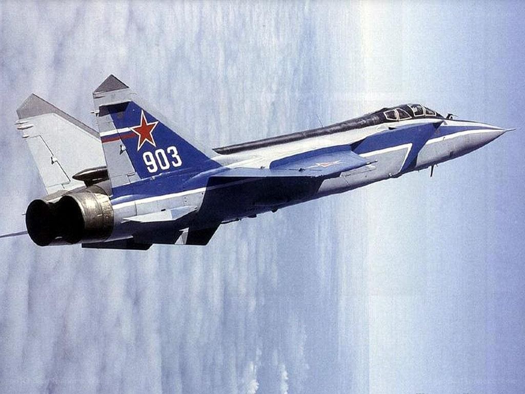 MiG-31 fighter jet in flight