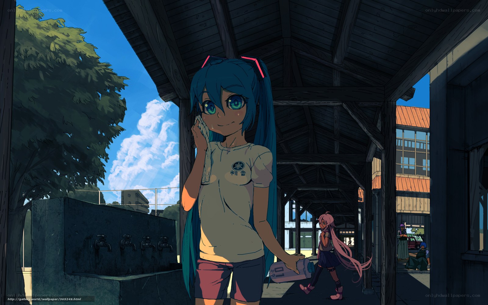 Miku at the station