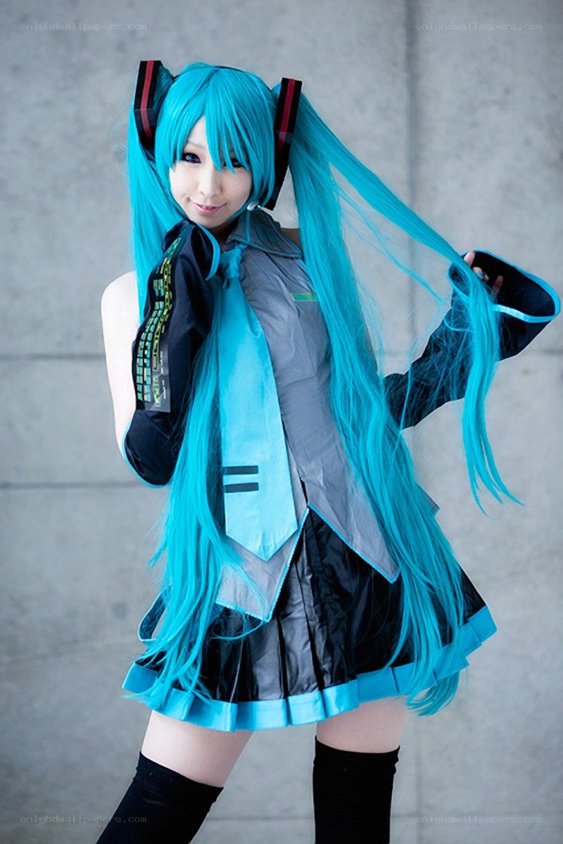Miku cosplay portrait