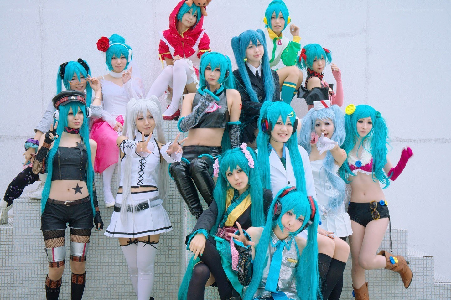 Miku cosplayers group photo