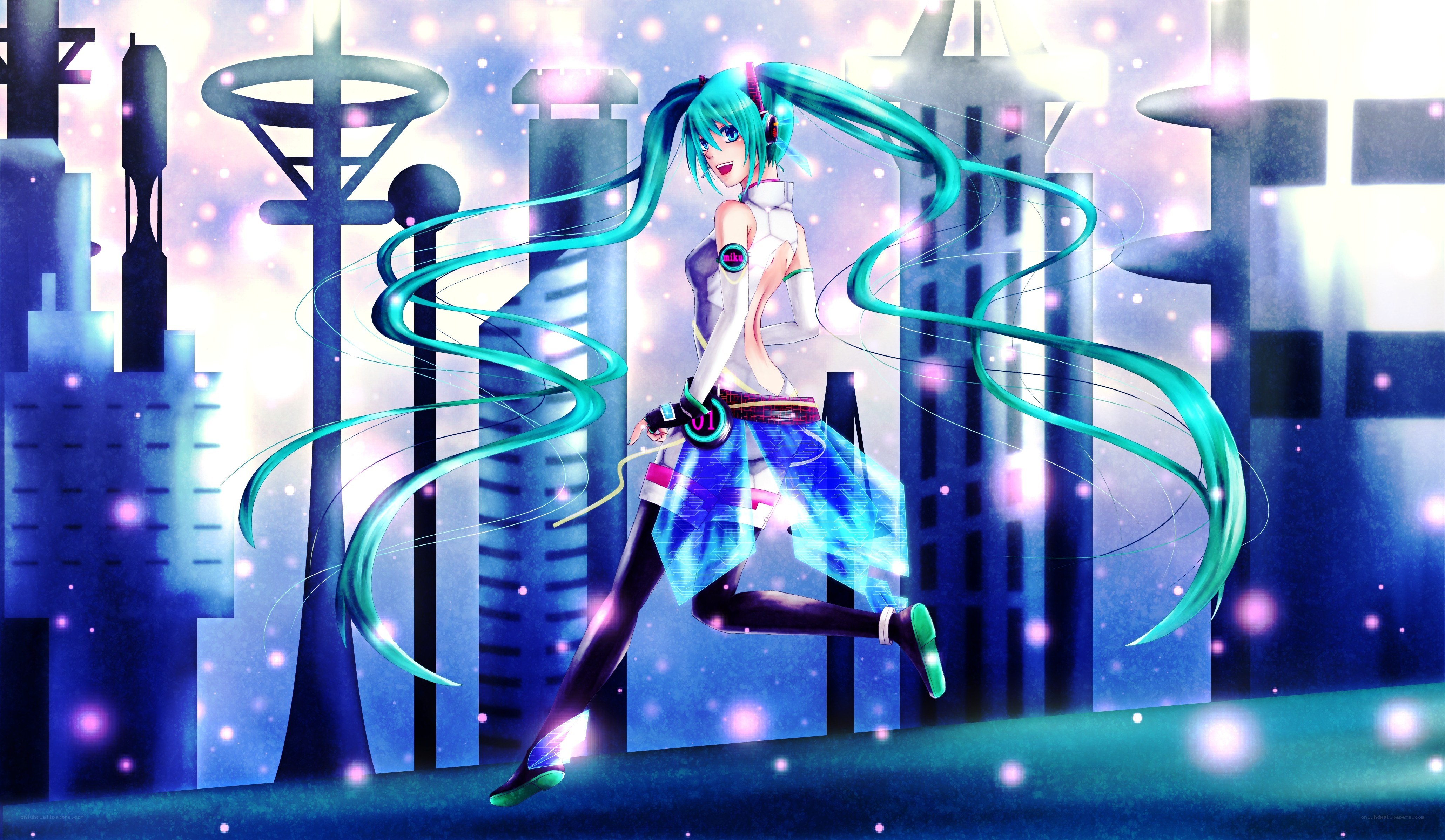 Miku dancing in a city