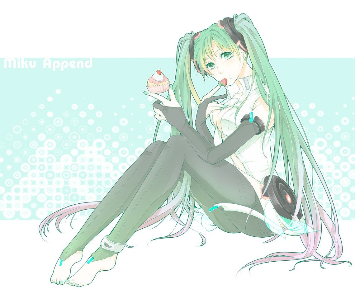 Miku eating a cupcake