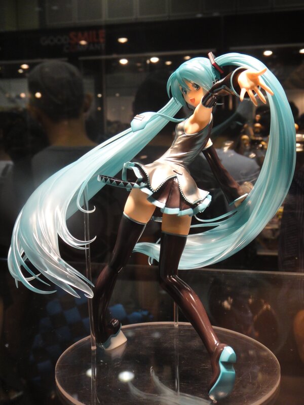 Miku figurine in dynamic pose