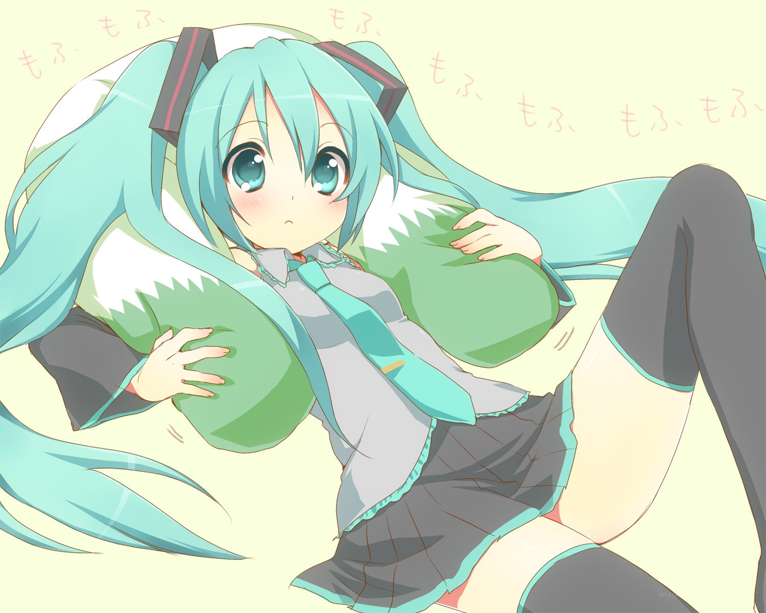 Miku hugging a pillow