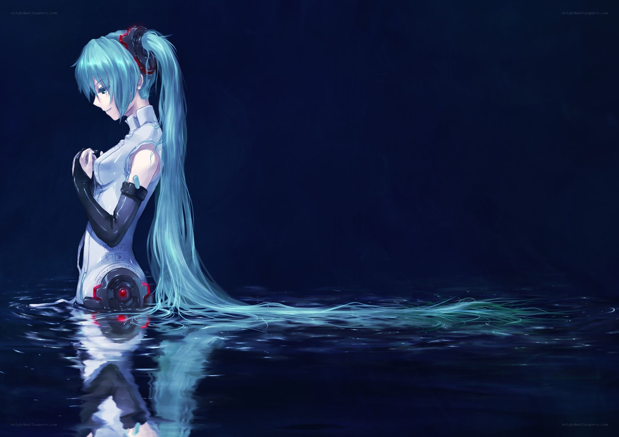 Miku in the water