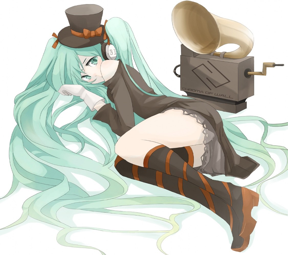 Miku with gramophone