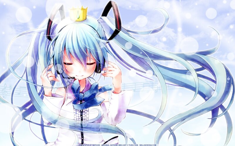 Miku with headphones and crown