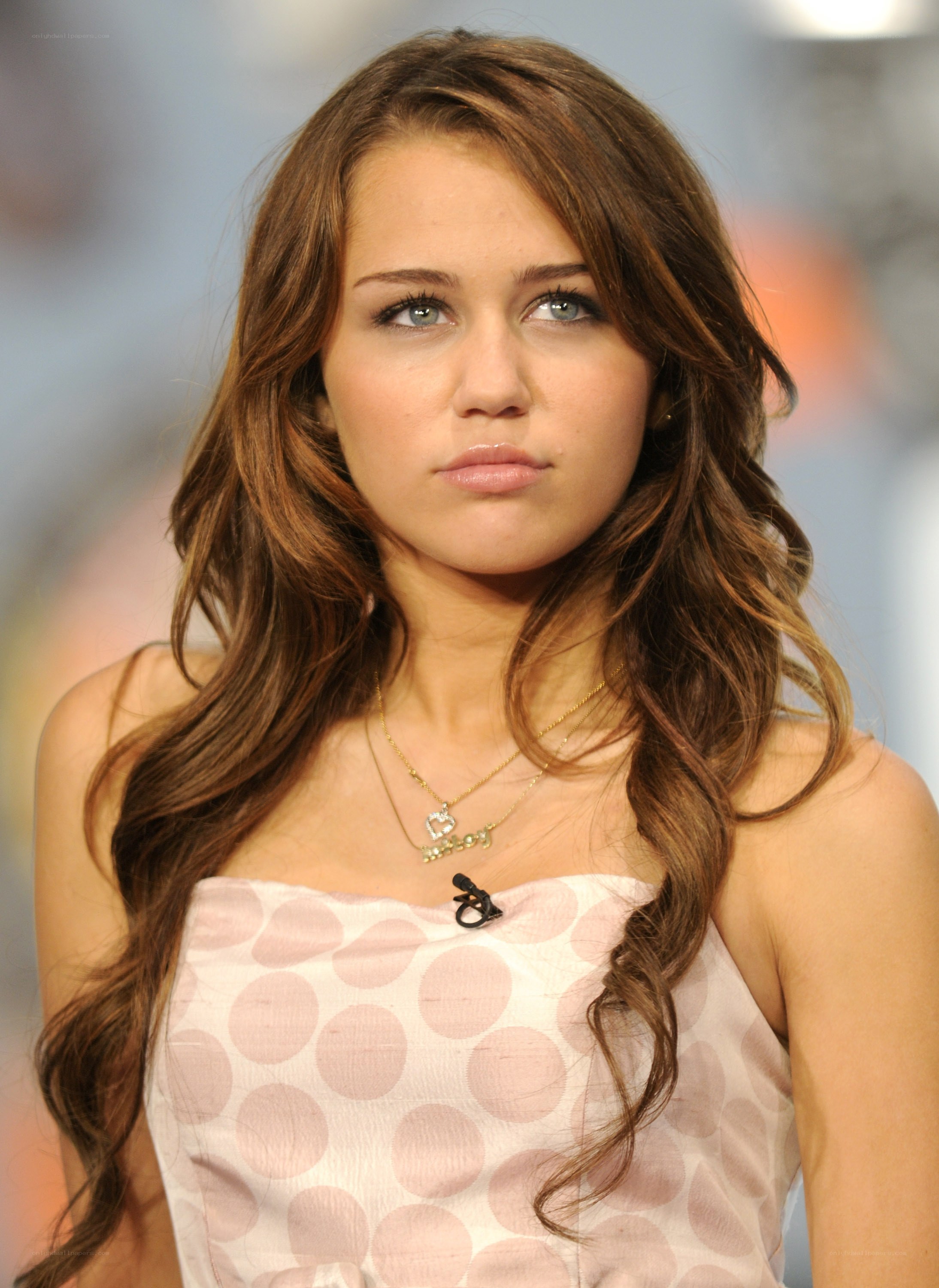 Miley Cyrus on talk show
