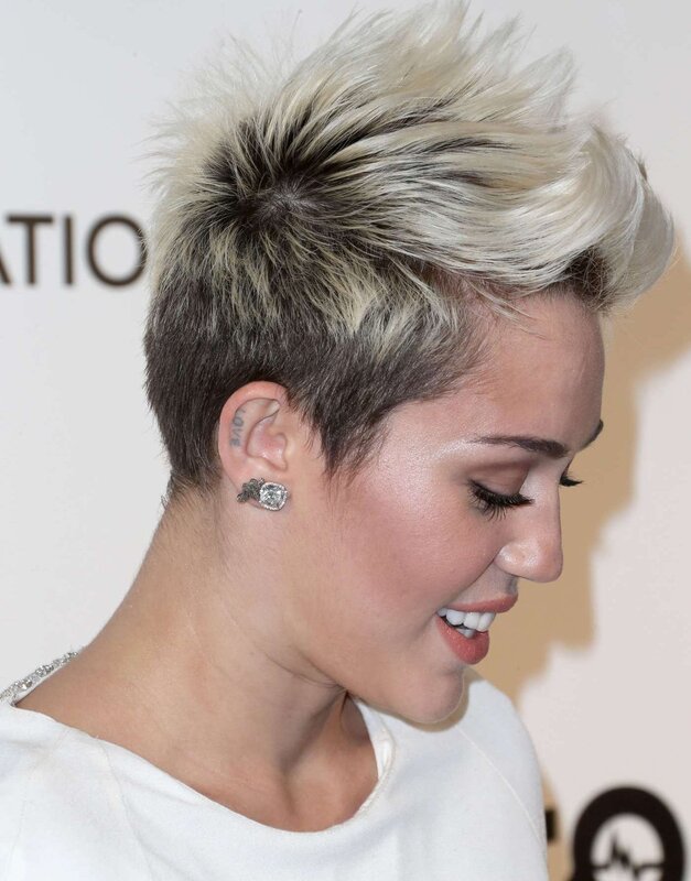 Miley Cyrus with short blonde hair
