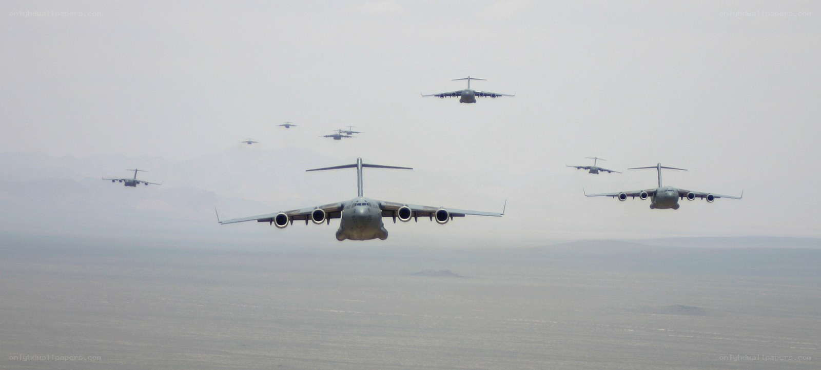 military aircraft formation flight