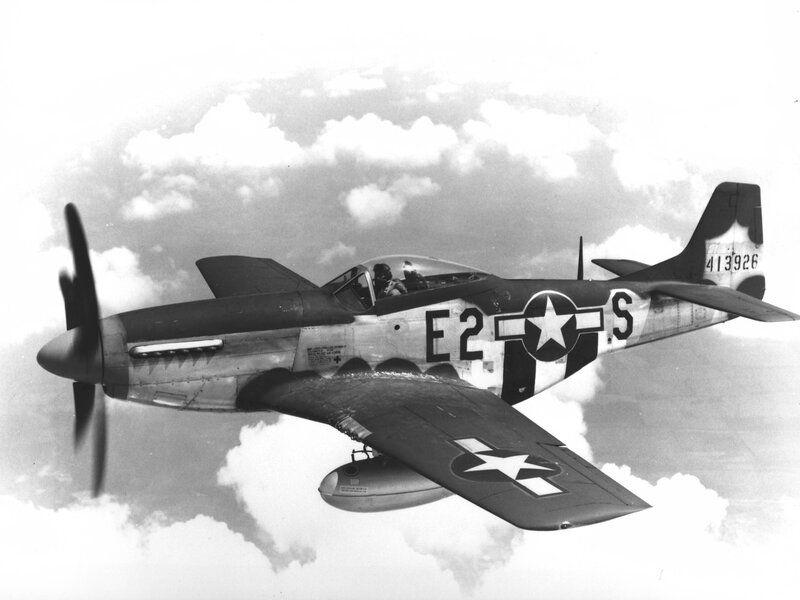 Military Aircraft in Flight — Black, Dramatic
