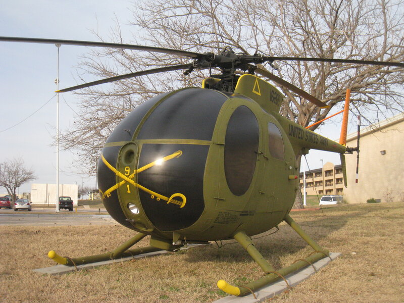 Military Helicopter — Green, Neutral