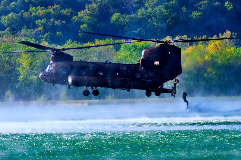 Military Helicopter Landing — Green