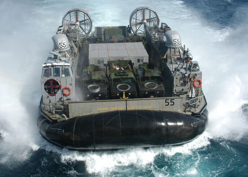 Military Hovercraft — Gray, Dynamic