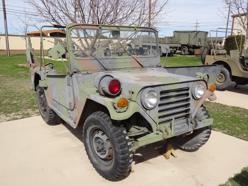Military Jeep — Green