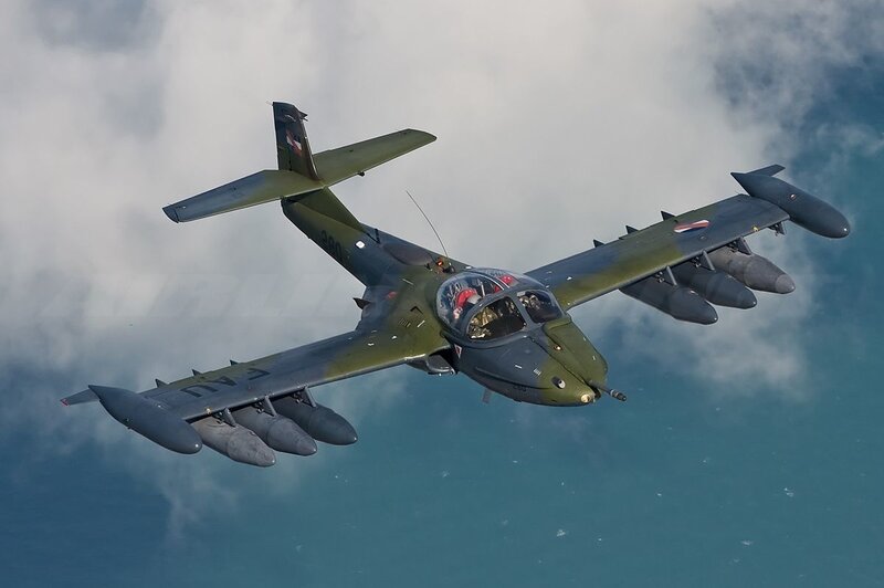 Military Jet in Flight — Green, Dramatic