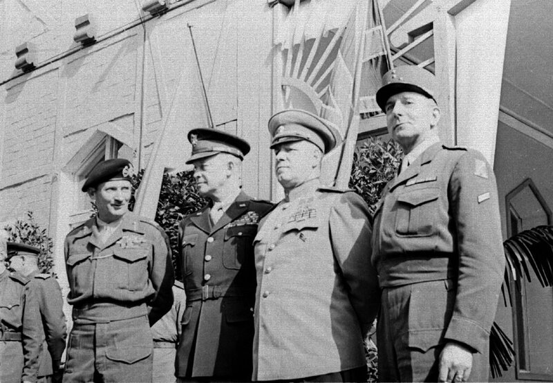 Military leaders at a ceremony