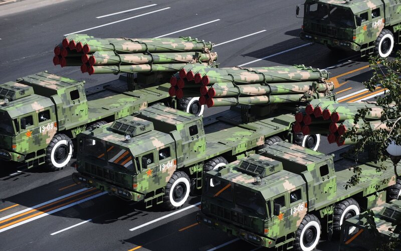 Military Rocket Launchers — Green