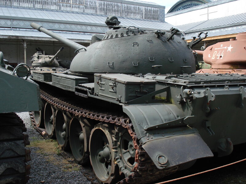 Military Tank Display — Green