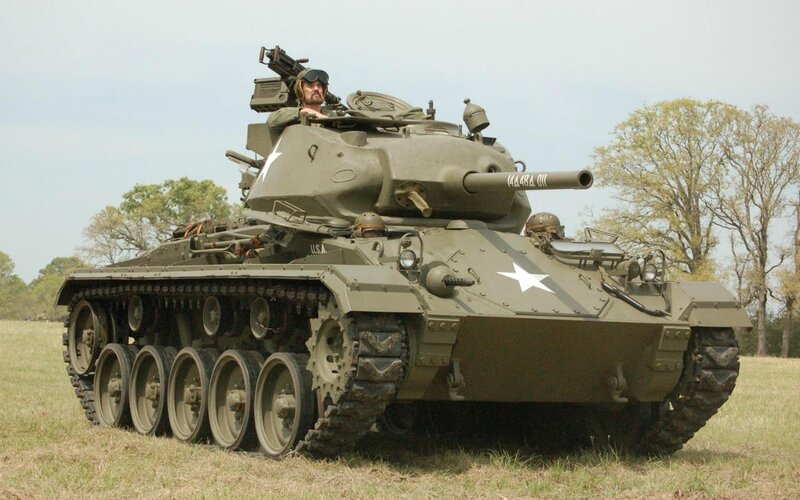 Military Tank in Field — Green