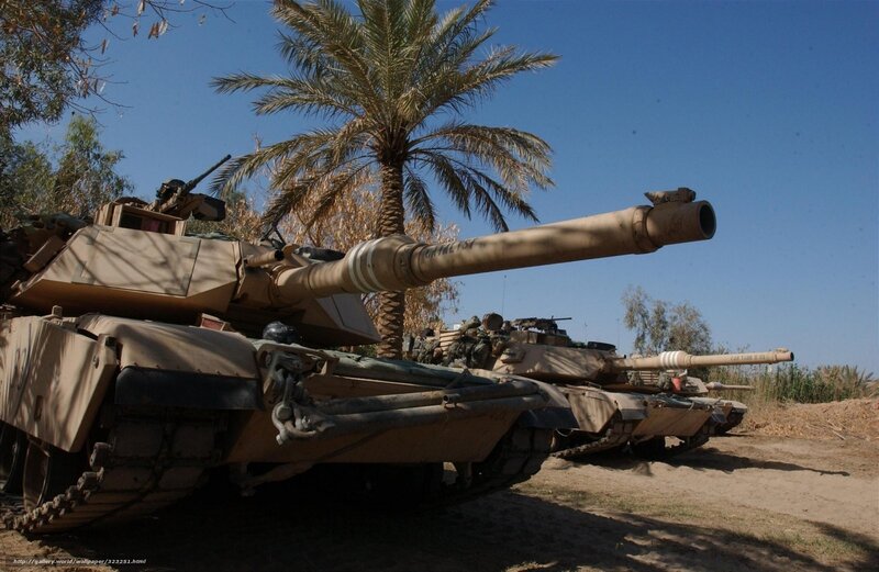 Military Tanks in Desert — Tan