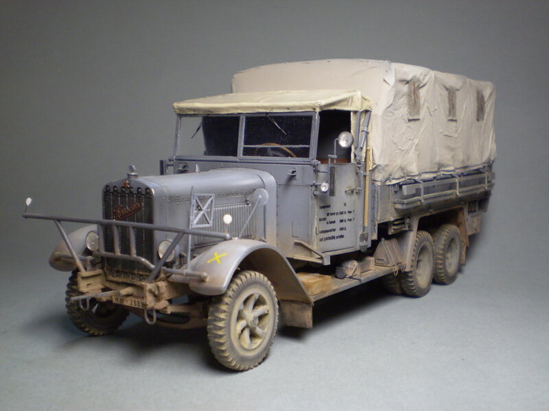 Military Truck Model — Gray, Neutral