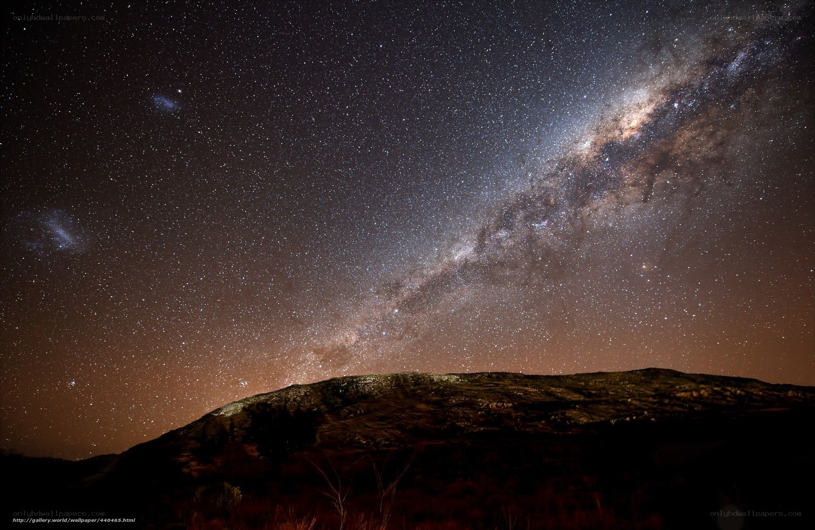 Milky Way over a hill
