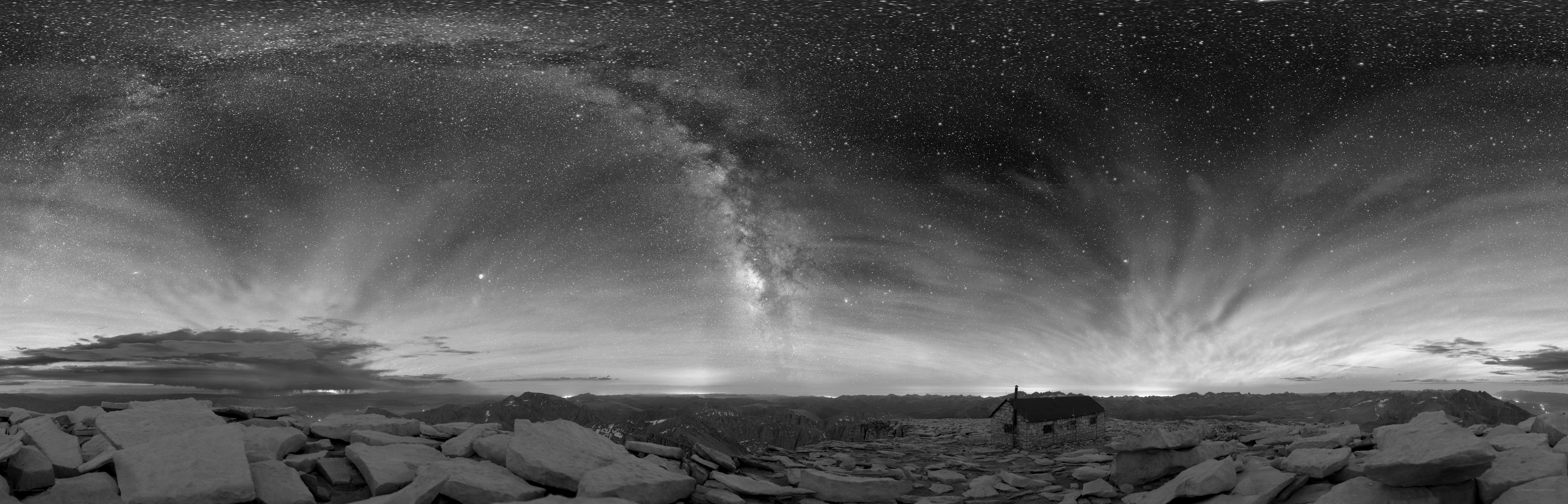 Milky Way over mountain hut