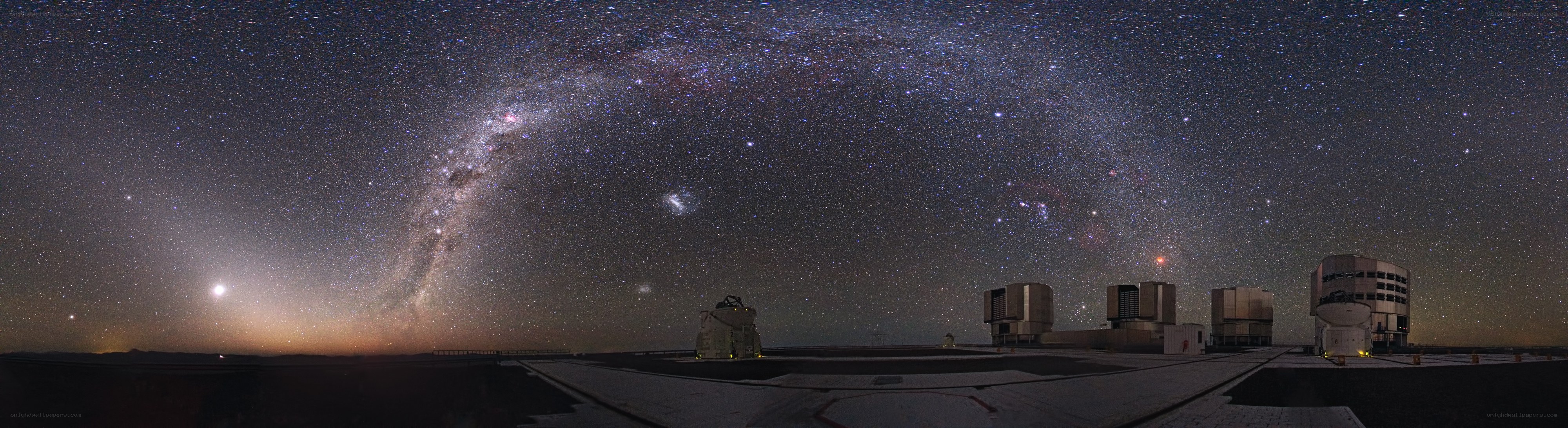 Milky Way over observatory