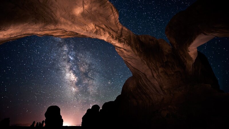 Milky Way over Rock Arch — Black