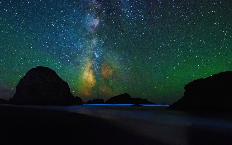 Milky Way over Rocks — Green