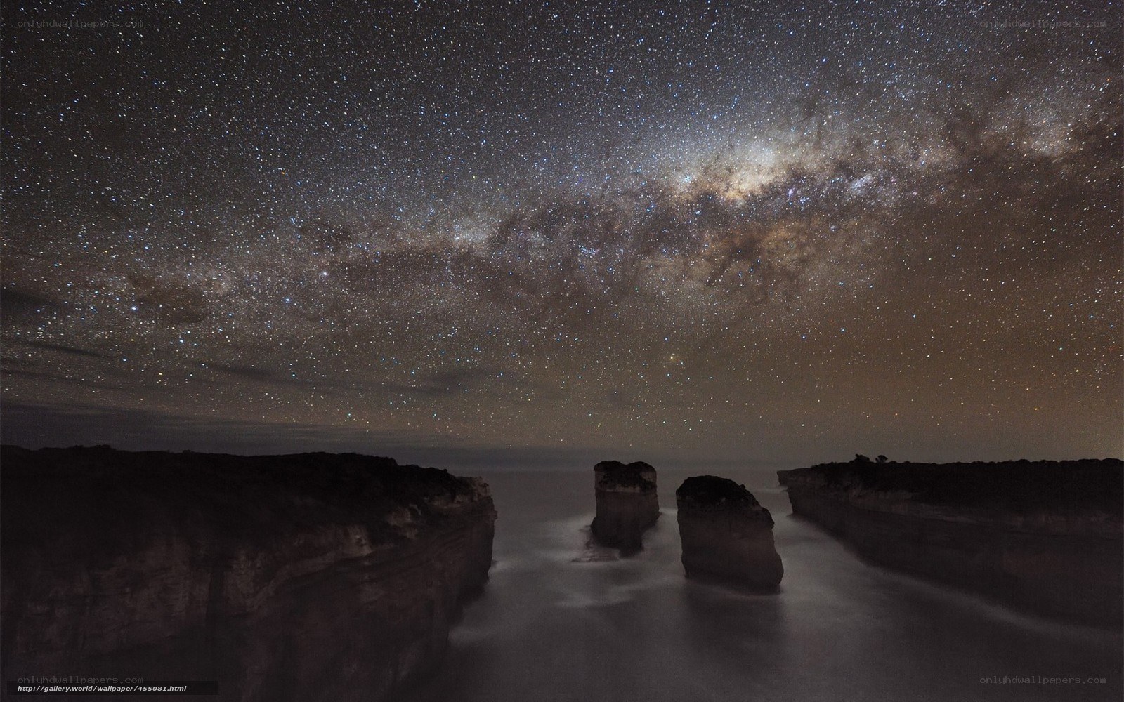 Milky Way over Twelve Apostles
