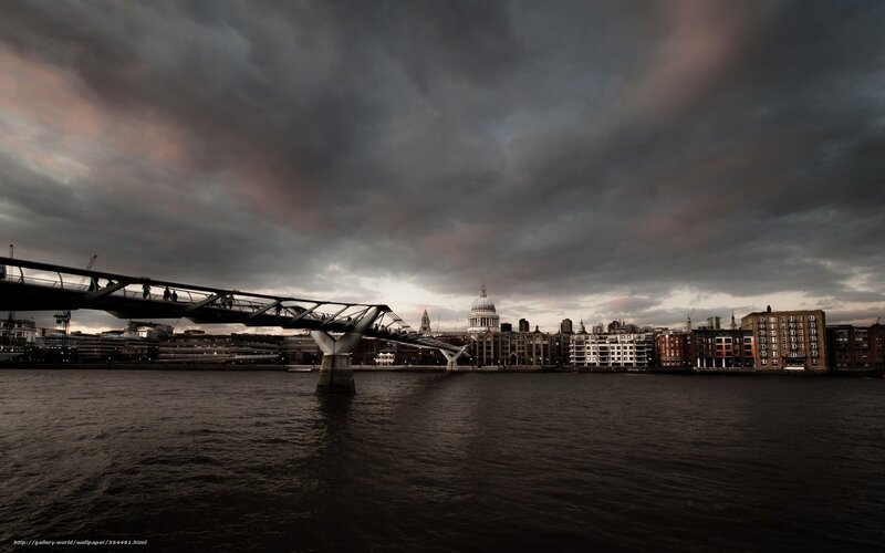 Millennium Bridge at Dusk — Gray