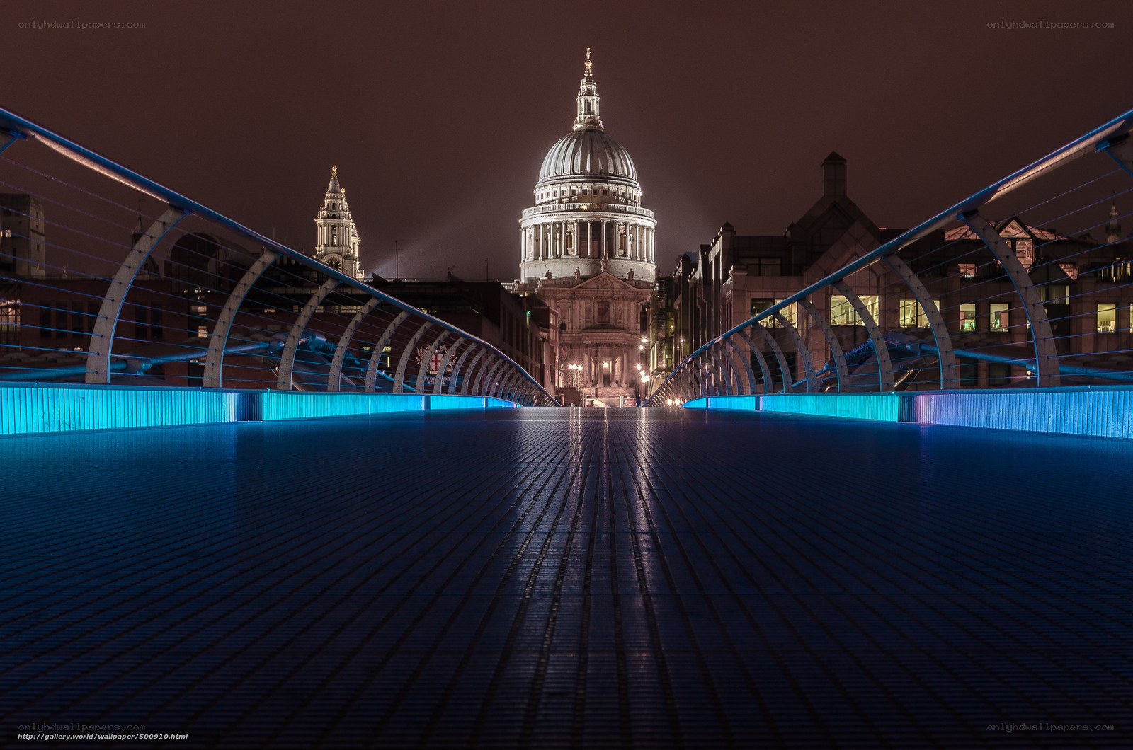 Millennium Bridge at night