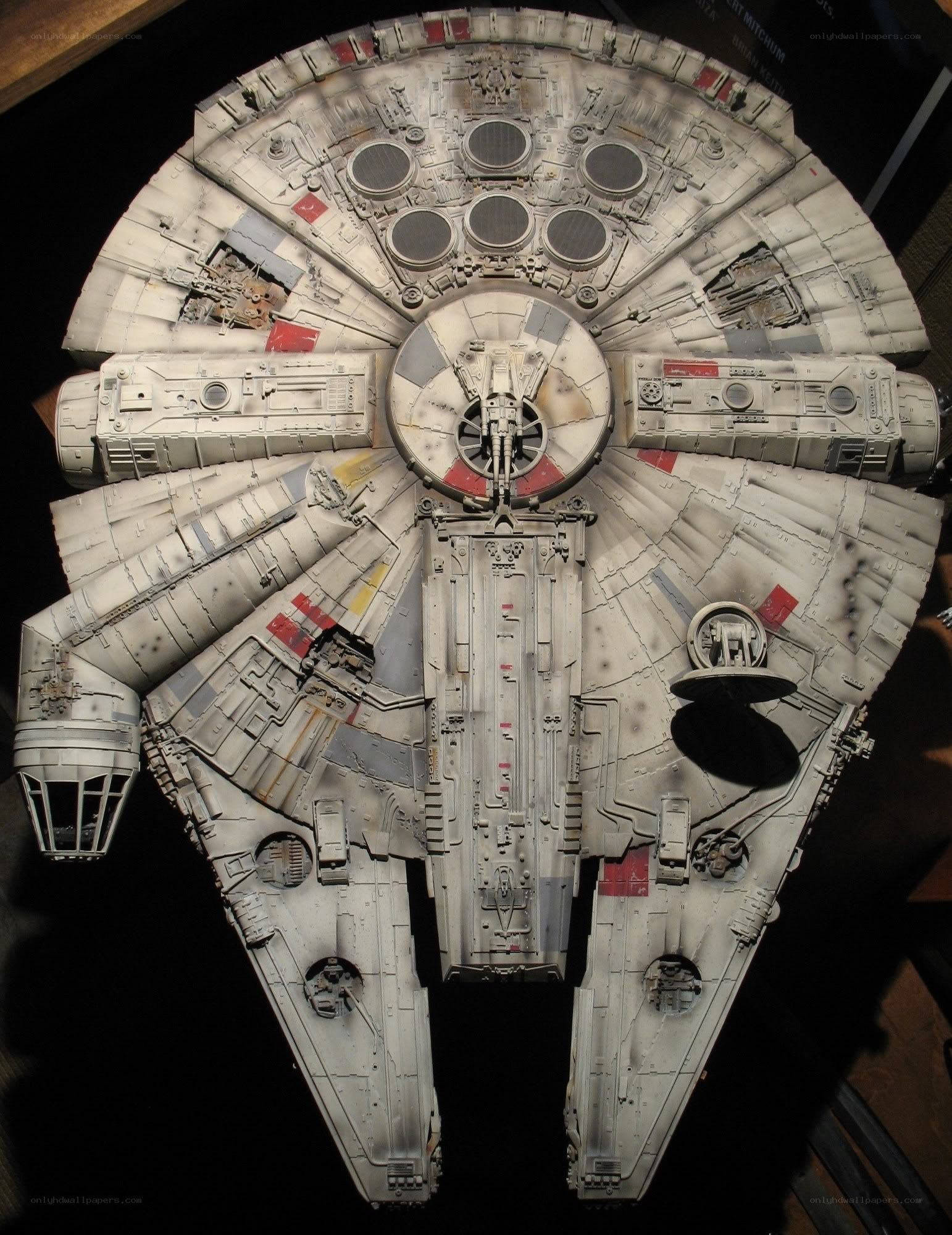 Millennium Falcon model