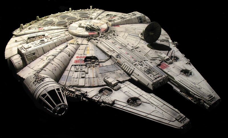 Millennium Falcon Model — Gray