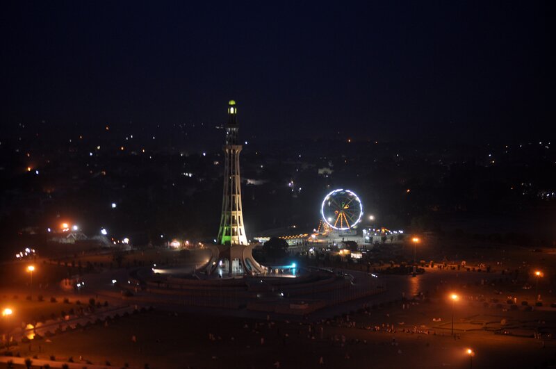 Minar-e-Pakistan Tower — Black