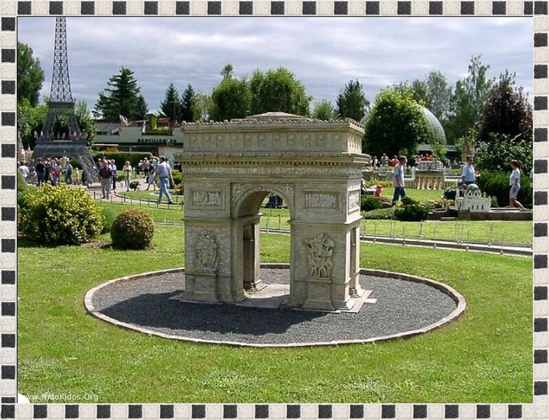 Miniature Arc de Triomphe