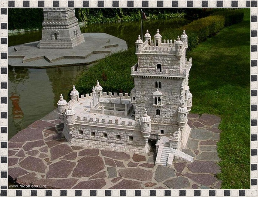 Miniature Belém Tower model