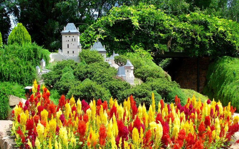 Miniature Castle in Garden — Red