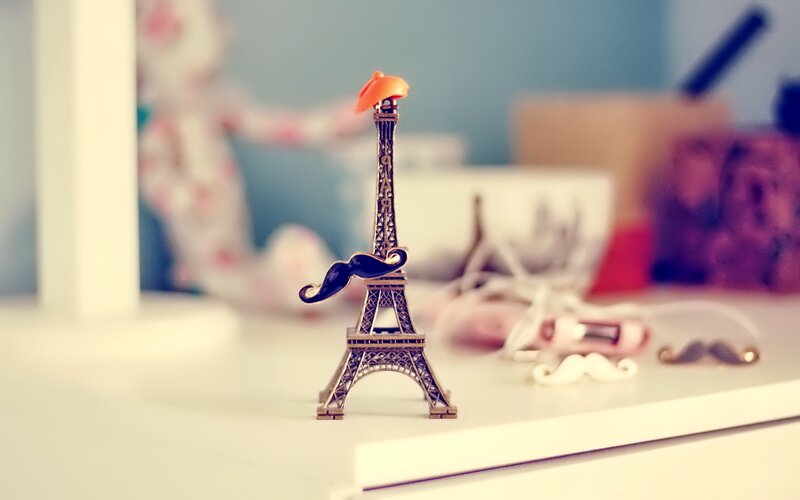 Miniature Eiffel Tower — White