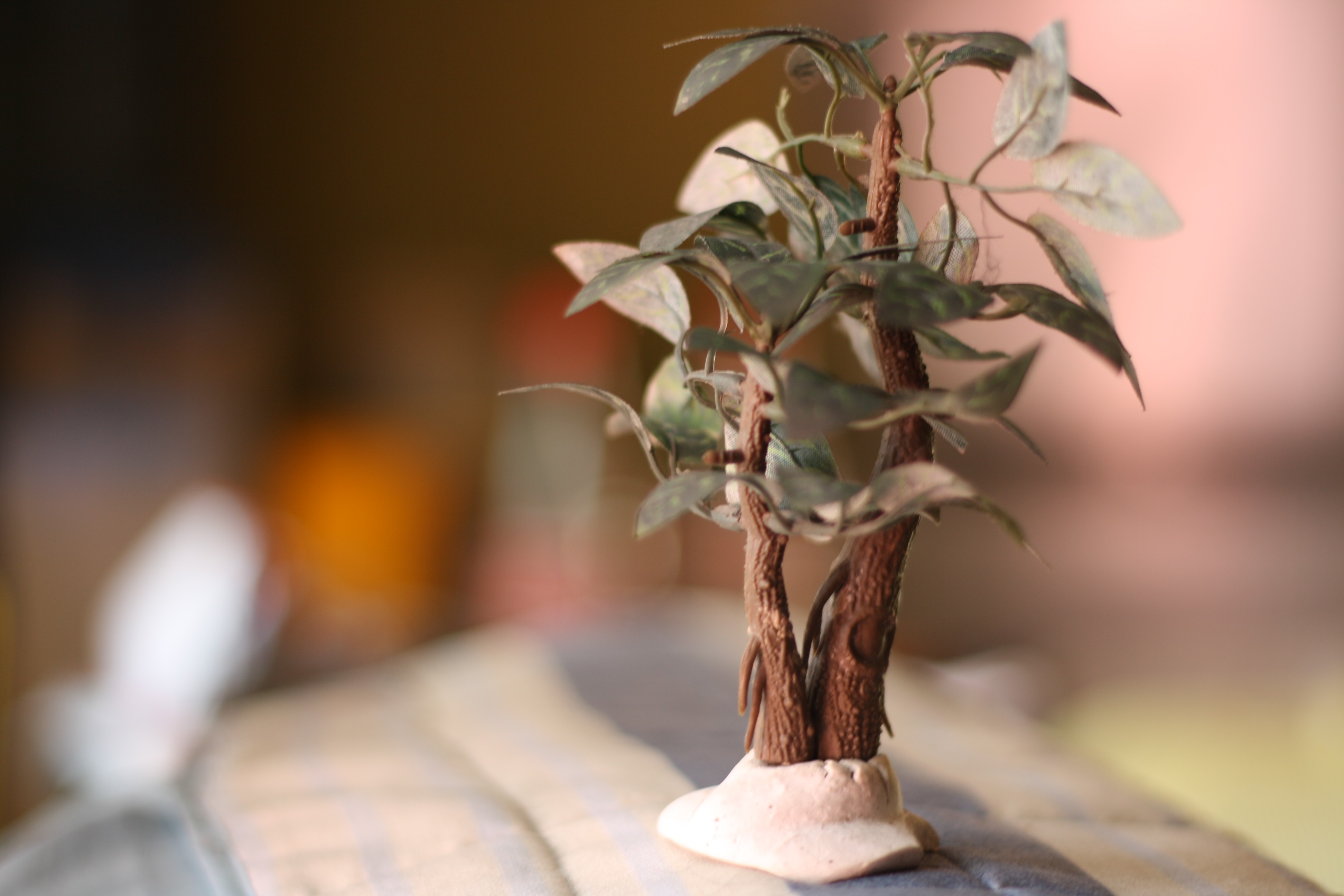 Miniature tree sculpture
