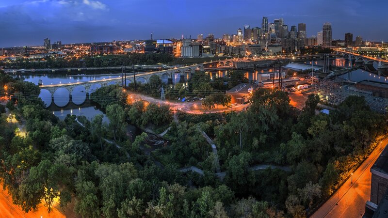 Minneapolis Skyline at Dusk — Blue