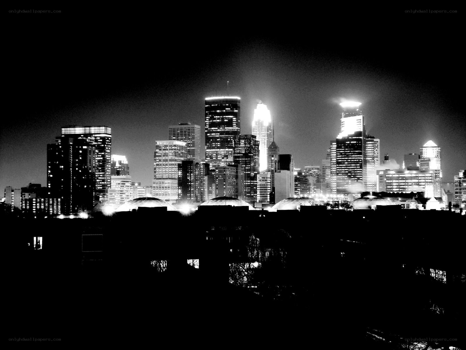 Minneapolis skyline at night