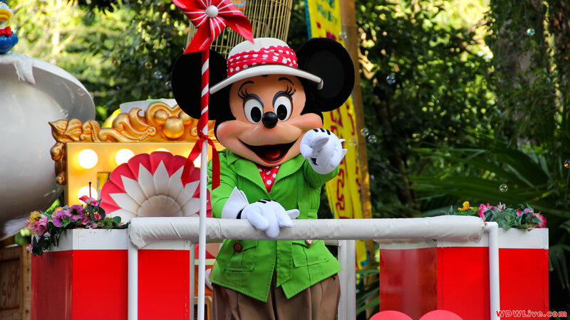 Minnie Mouse Character — Red