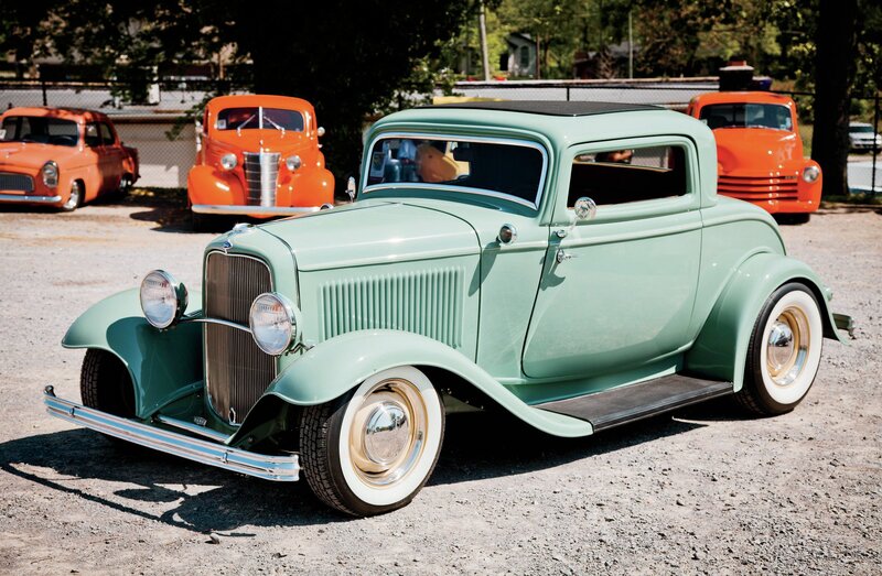 Mint-green Vintage Car — Mint Green, Calm
