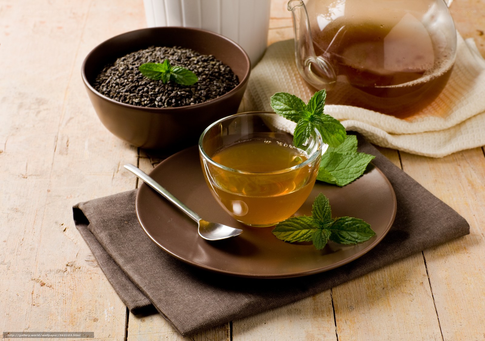 mint tea with loose leaves